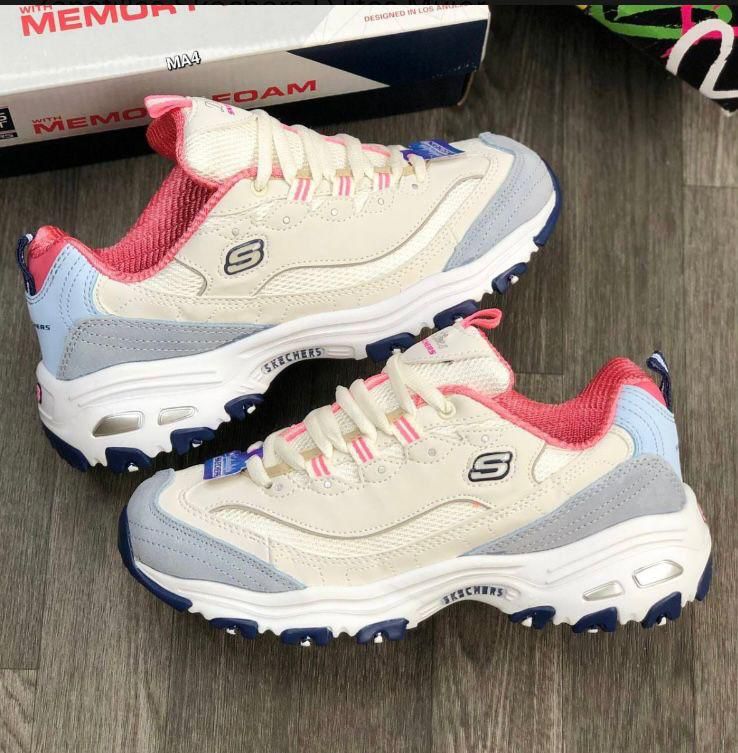 Skechers D’Lites