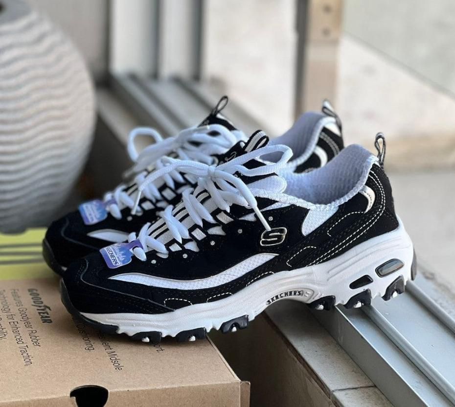 Skechers D’Lites