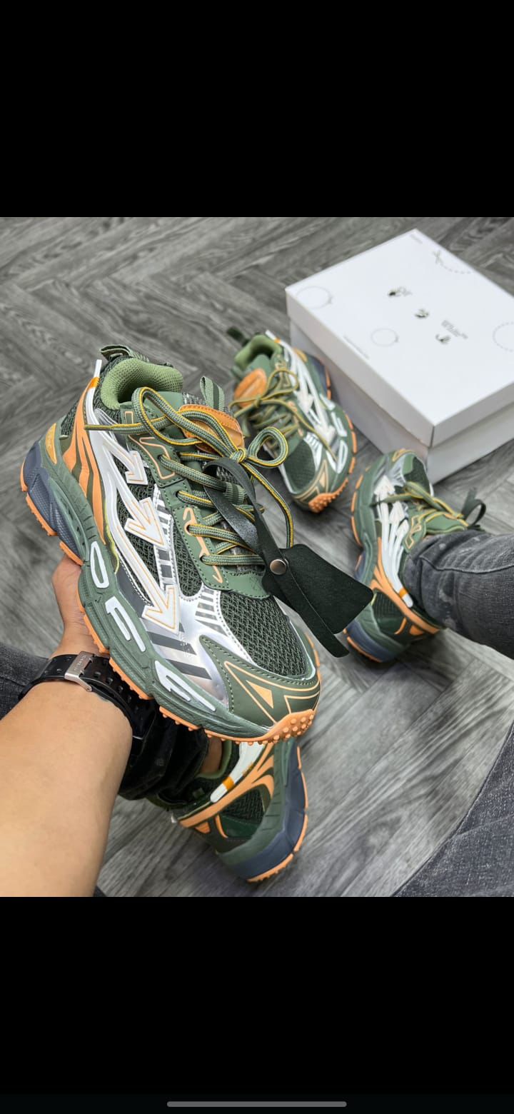 Off White Be Rigth Back