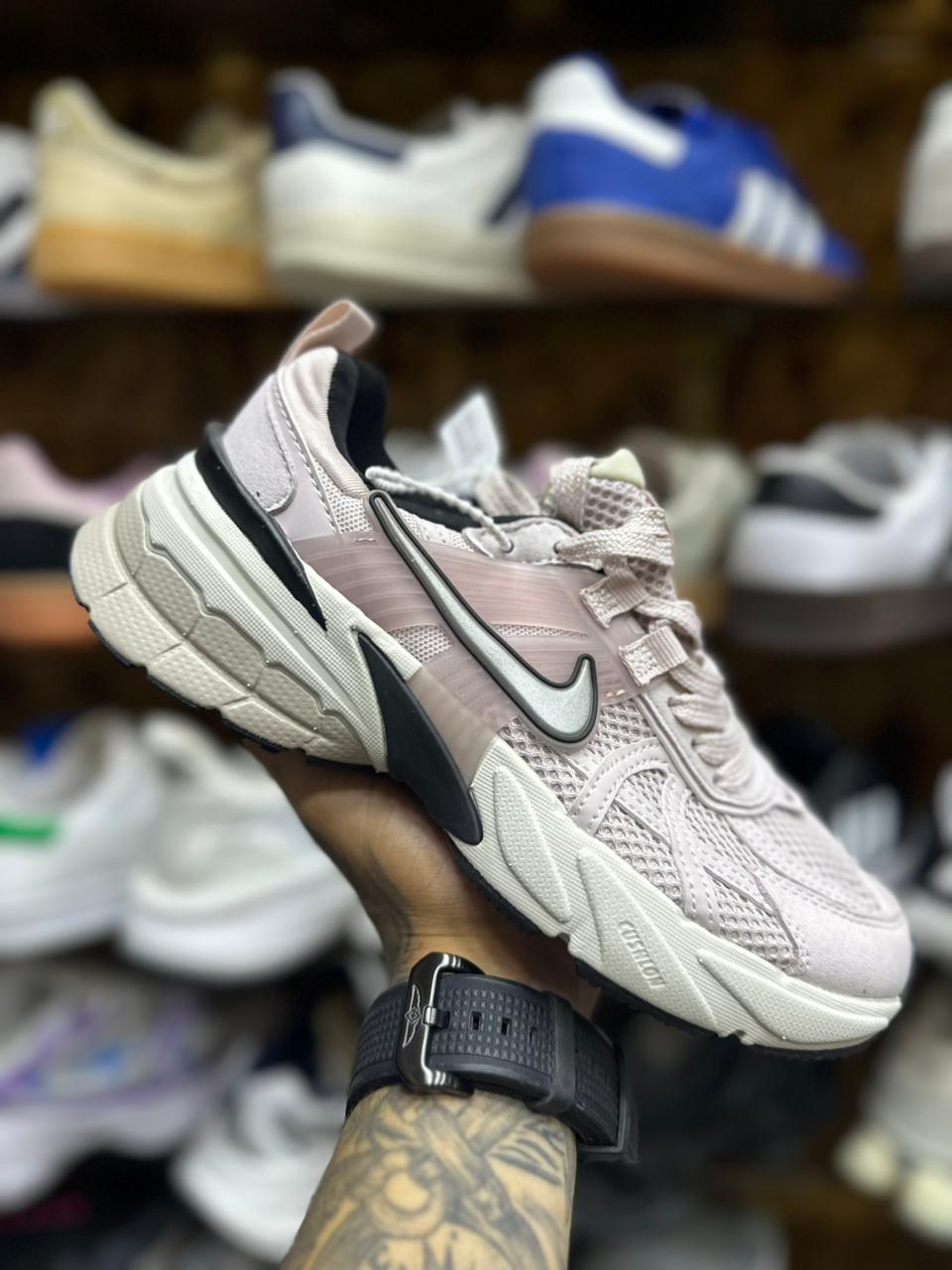 Nike V2k Run