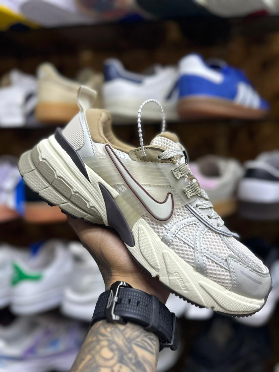 Nike V2k Run