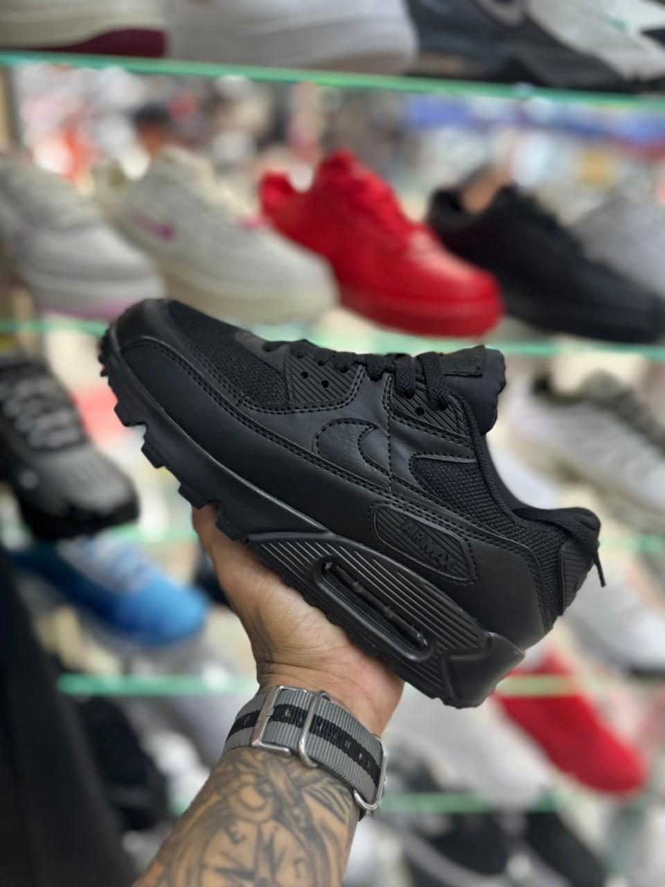 Nike Air Max 90